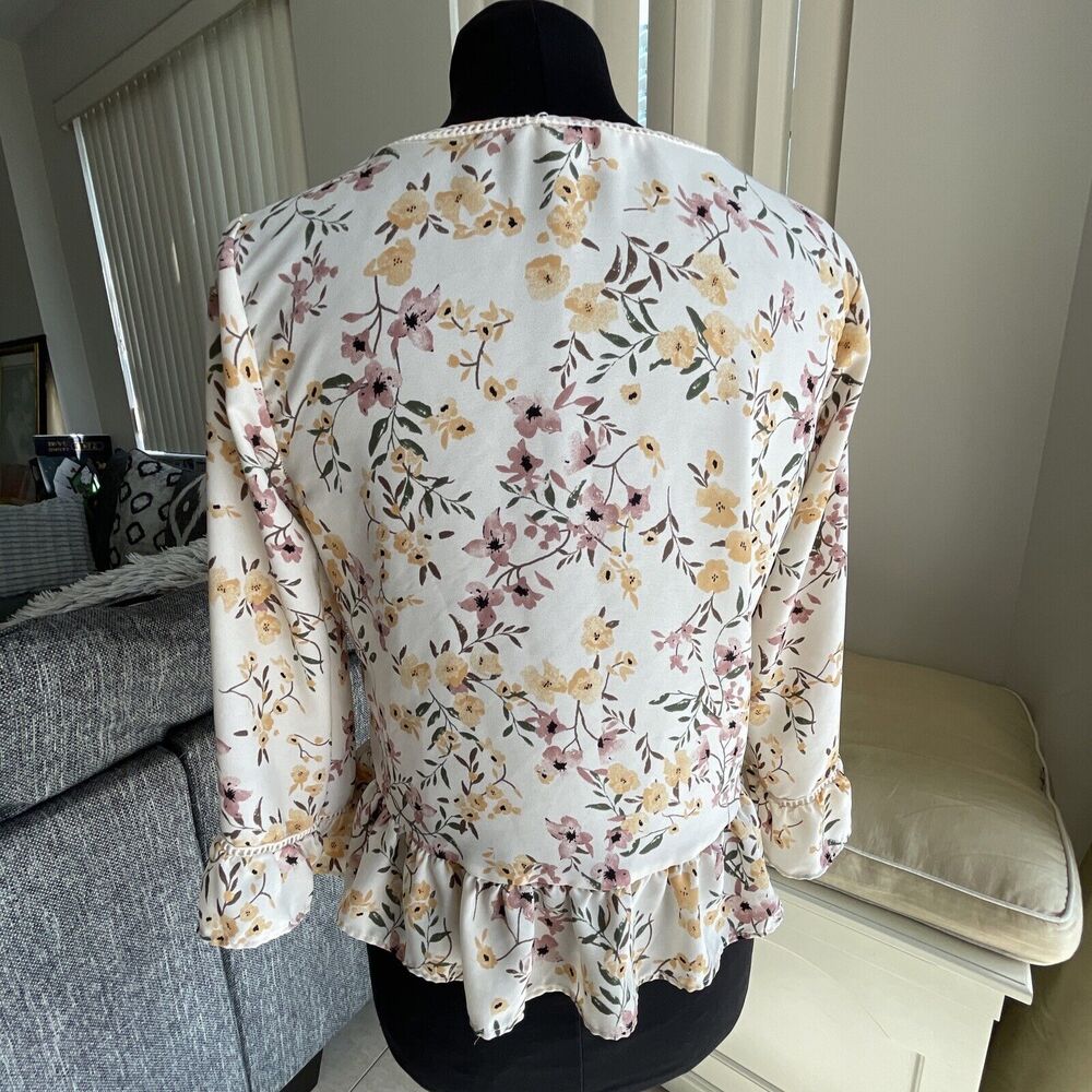 Sienna Sky Women's Size S Floral Blouse Lightweight Ruffle Top - Picture 3 of 8